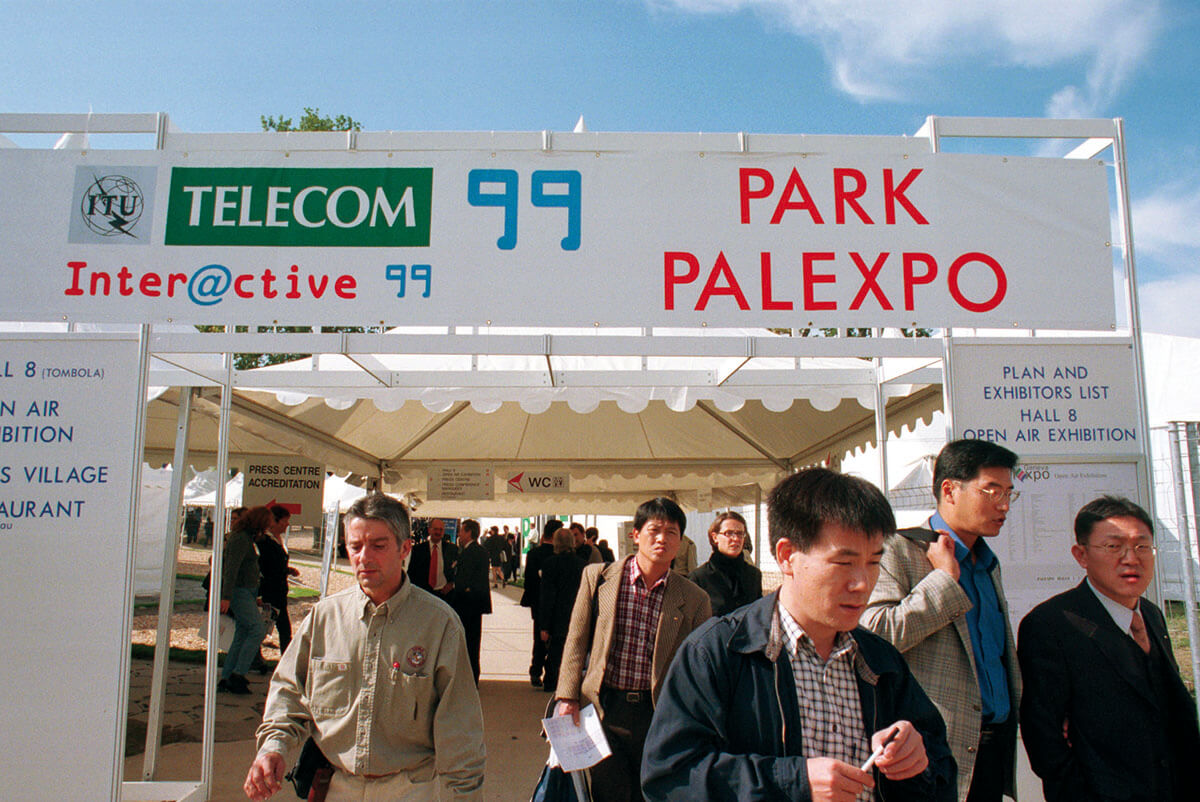 Geneva: Telecom 99 attracted more than 175 000 participants and over 1100 exhibitors