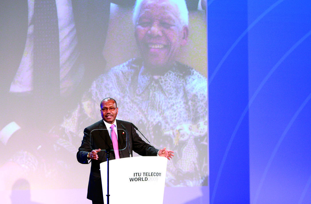 Dr Hamadoun Touré, ITU Secretary-General (2007-2014) introducing a video message from H.E. Mr Nelson Mandela, Former President of the Republic of South Africa. In his message, Mr Mandela urged participants to use this week in Geneva to make real progress